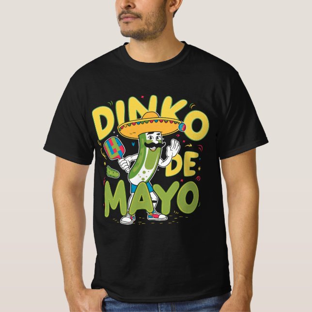  Dinko De Mayo, Funny Cinco De Mayo Pickleball Pic T-Shirt (Front)