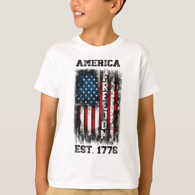 Distressed American Flag Freedom Est 1776 T-Shirt (Front)