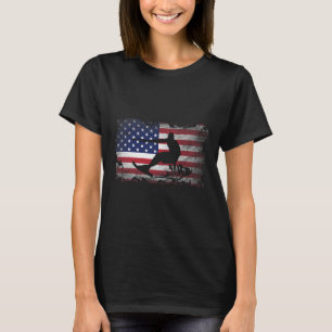 Distressed American Flag Water Skiing Usa Patrioti T-Shirt
