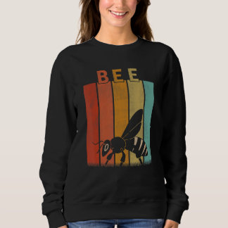 Distressed Bee   Men Women Kid Cute Bee Retro Sweatshirt