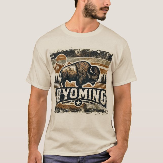 Distressed Grunge Wyoming  T-Shirt (Front)