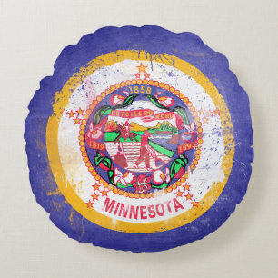 Distressed Minnesota State Flag Round Cushion