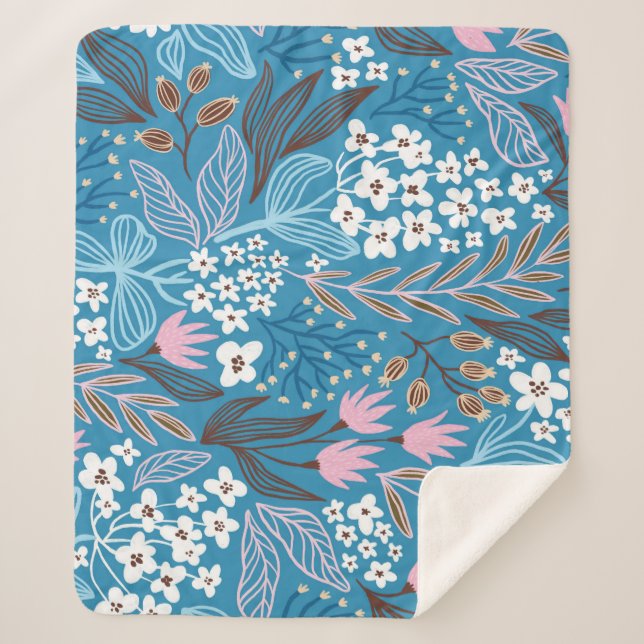 Ditzy Floral: Vintage Spring Design. Sherpa Blanket (Front)