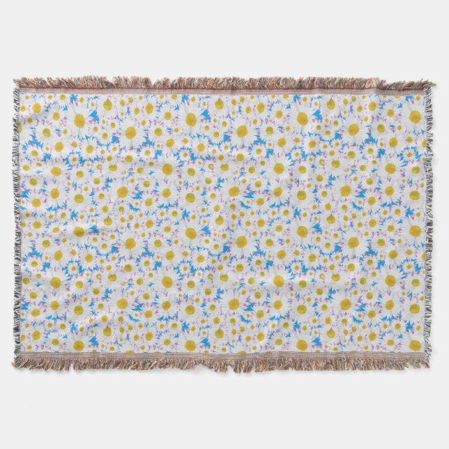 Ditzy White Daisies on Sky Blue Background Throw Blanket (Front)