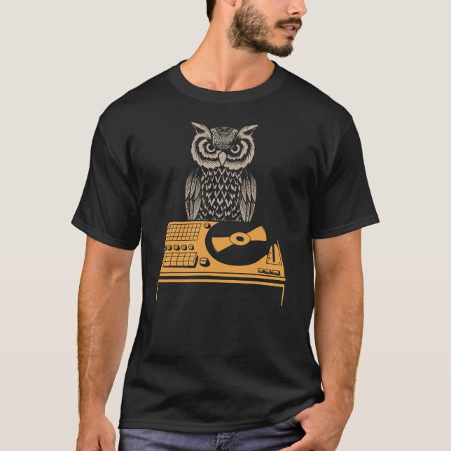DJ Owl Turntable Retro Vinyl T-Shirt (Front)