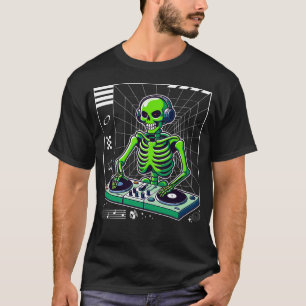 DJ Skeleton at Turntable Club Music DJs T-Shirt