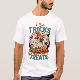 Do Tricks Treats Halloween Pug Witch Hat Pumpkins_ T-Shirt
