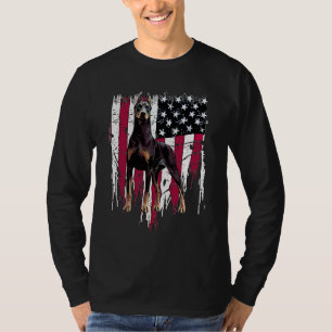 Doberman Pinscher American Flag USA Awesome T-Shirt
