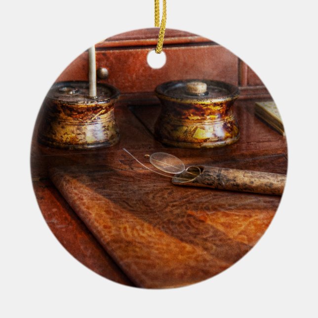 Doctor - Optometrist - I need my reading glasses Ceramic Tree Decoration (Front)