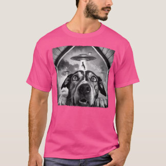 Dog Abducted By Aliens Funny Halloween Ufo Dog Mum T-Shirt