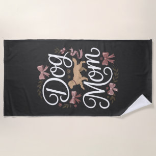 Dog Mum Elegant Coquette Golden Retriever Design Beach Towel