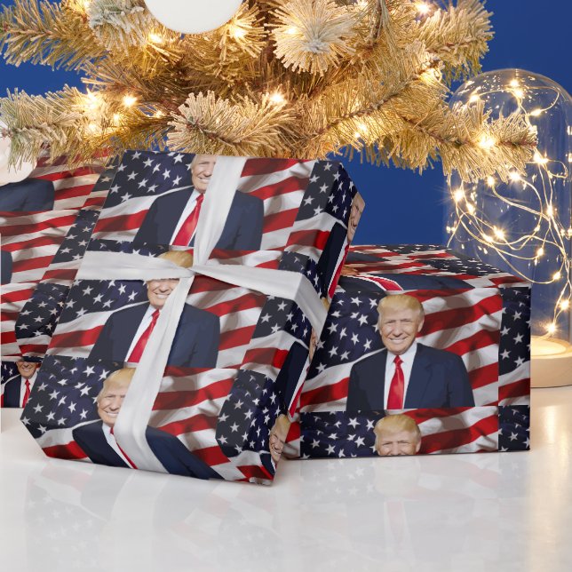 DONALD TRUMP CHRISTMAS WRAPPING PAPER (Holidays)