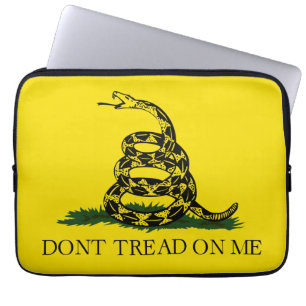 Don't Tread on Me Gadsden flag Laptop Sleeve