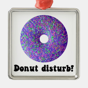 Donut disturb metal tree decoration