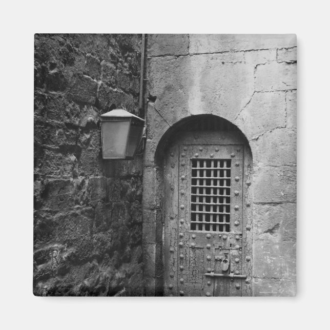 Door to Newgate Prison Magnet (Front)