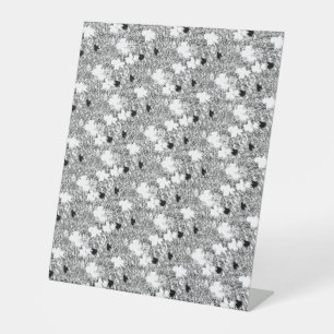 dot Design Four Pedestal Sign