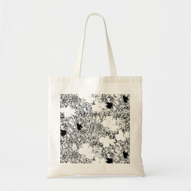 dot Design Four Tote Bag (Front)