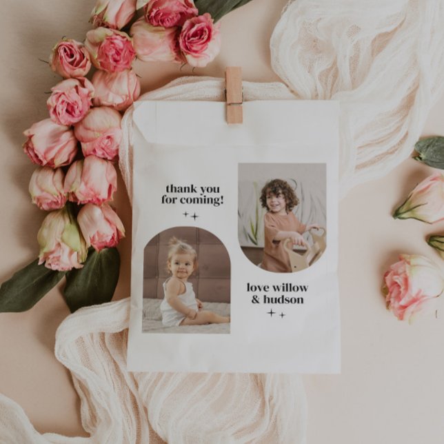 Double Arch Photo Joint Birthday Paper Favour Bags (Creator Uploaded)