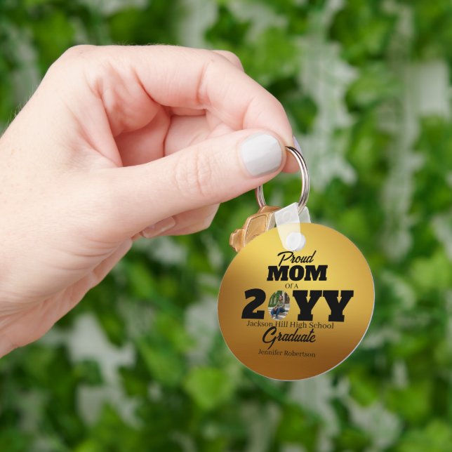 Double Sided Round Proud Mum Grad Gold Background  Key Ring (Hand)