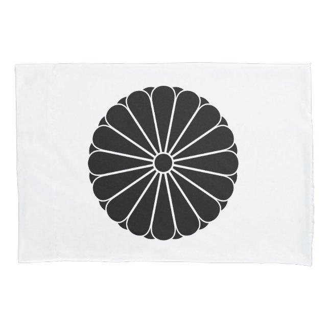 Double sixteen-petaled chrysanthemum pillowcase (Front)