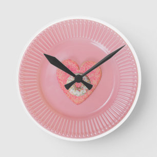Doughnut design, round wall clock 