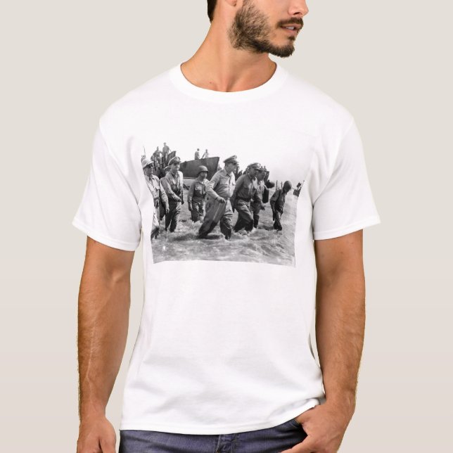 Douglas MacArthur lands at Leyte Philippine Island T-Shirt (Front)