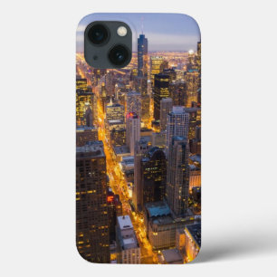 Downtown Chicago skyline at dusk iPhone 13 Case