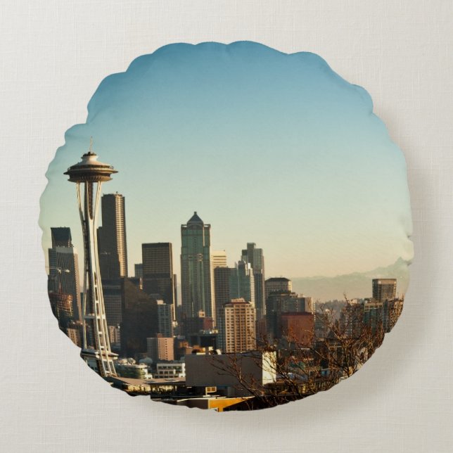 Downtown Seattle skyline and Space Needle Round Cushion (Front)