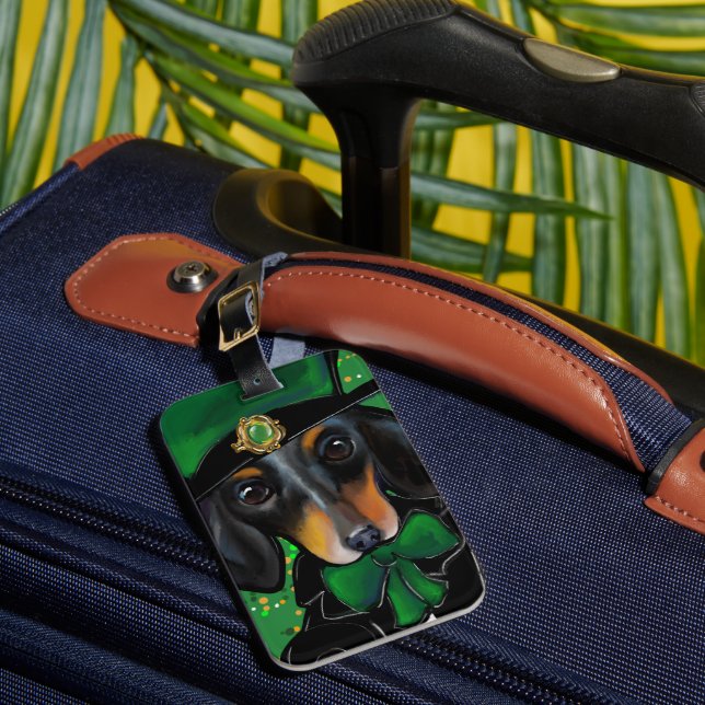 DOXIE  SAINT PATTY LUGGAGE TAG (Front Insitu 1)