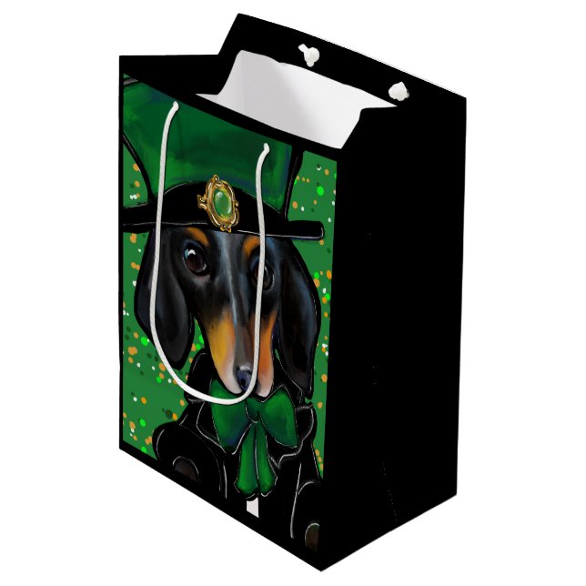 DOXIE  SAINT PATTY MEDIUM GIFT BAG (Front Angled)