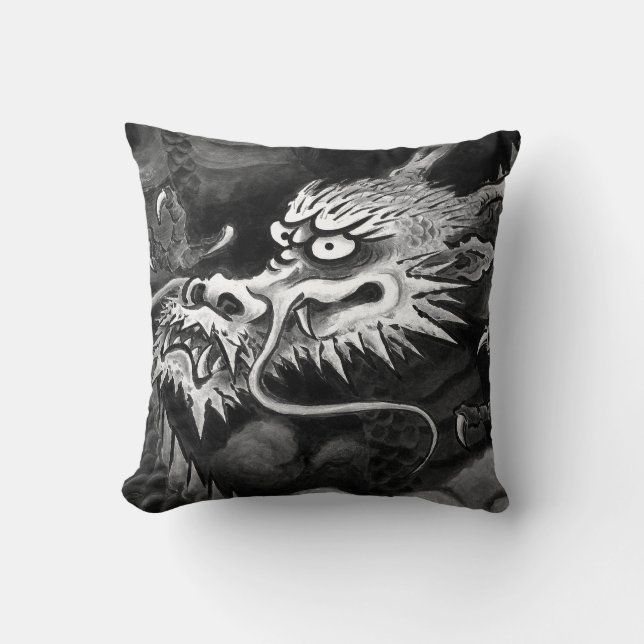 dragon cushion (Front)