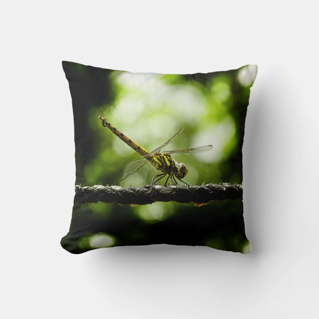 Dragonfly on green - Pillow (Front)