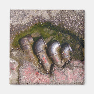 Drain pipes magnet