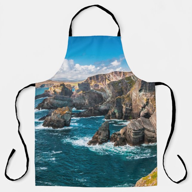Dramatic landscape at Mizen Head on Atlantic coast Apron (Front)