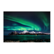 Dramatic view of Aurora Borealis