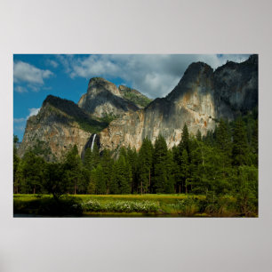 Dramatic View Of Yosemite Valley From The Gates Poster