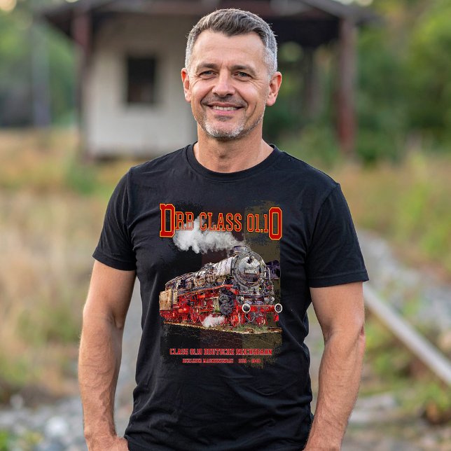 DRB Class 01.10 Steam Train. Deutsche Reichsbahn T-Shirt (DRB Class 01.10 Steam Train. Deutsche Reichsbahn. Mens Basic T-Shirt)