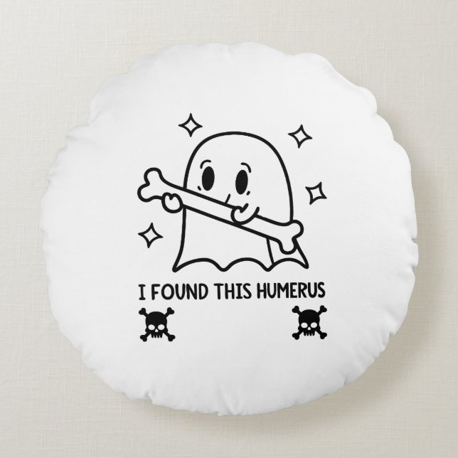 Dream Big Astronaut – Minimalist Space Adventure P Round Cushion (Front)