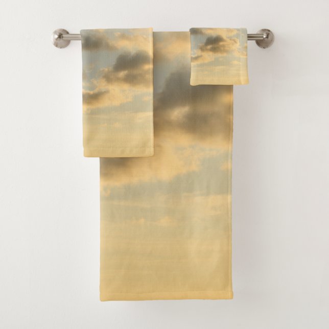 Dreamy Caribbean Clouds 4 Bath Towel Set (Insitu)