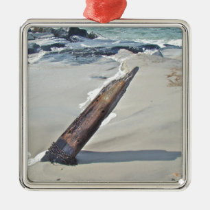 Driftwood Unchained Metal Tree Decoration