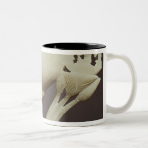 Drinking cup in the form of half-opened lotus