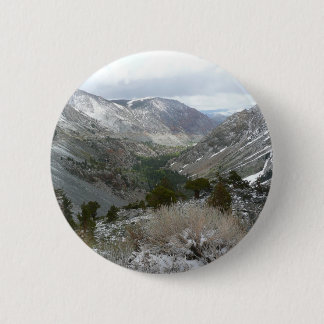 Driving Through the Snowy Sierra Nevada Mountains 6 Cm Round Badge