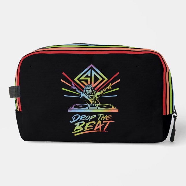 Drop the Beat: DJ Scooby-Doo Dopp Kit (Front)