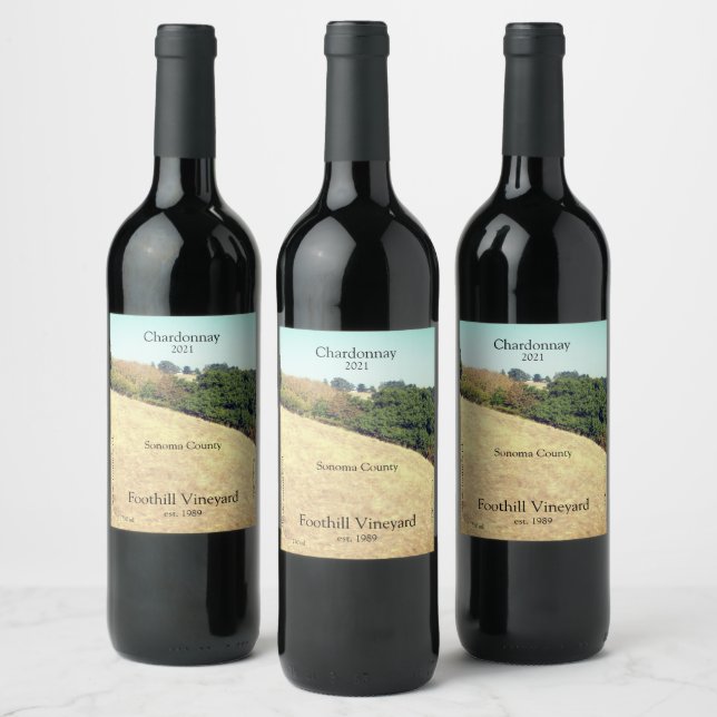 Dry hills with trees wine label (Bottles)