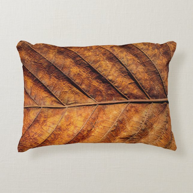 Dry leaf: natural texture background. decorative cushion (Front)