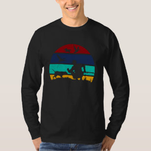 Duck Hunter with Dog u2013 Retro Sunset u2013 Bird T-Shirt