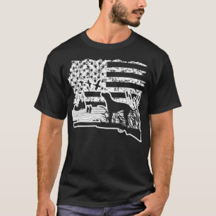 Duck Hunting Flag  bulldog dog  T-Shirt