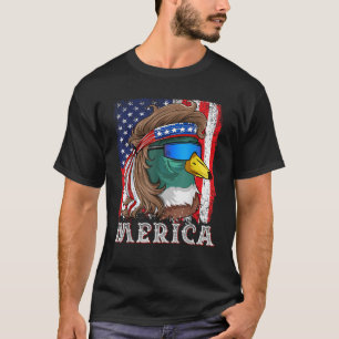 Duckoholic Mallard Duck American Flag Waterfowl Du T-Shirt