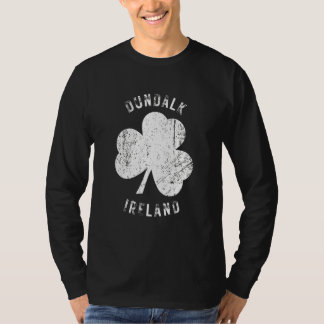 Dundalk Ireland Vintage Shamrock Distressed Look T-Shirt