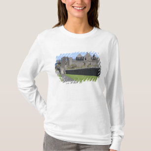 Dunluce Castle near Bushmills and Portrush, 2 T-Shirt